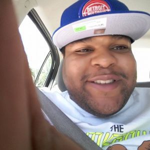 Meet your Posher, Lloyd